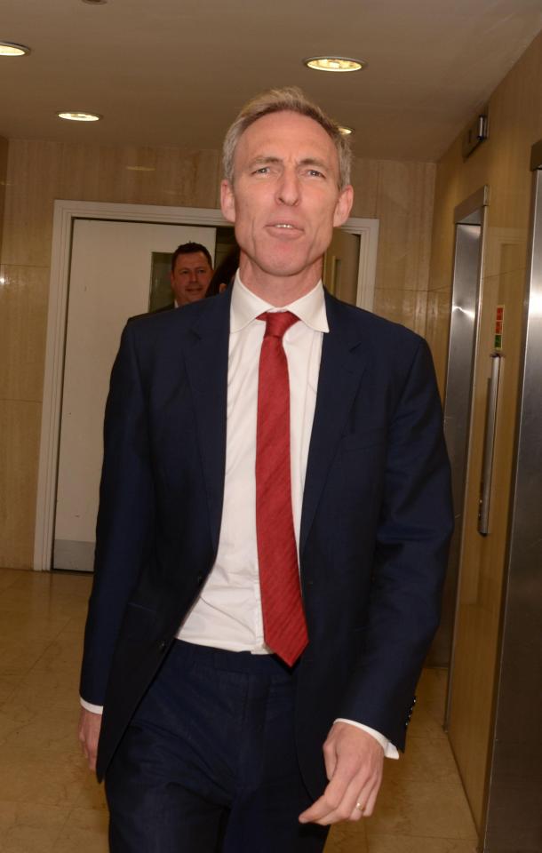  Former Cabinet Minister Jim Murphy took out a full-page advertisement in a Jewish newspaper to attack Jeremy Corbyn’s response to the anti-Semitism crisis