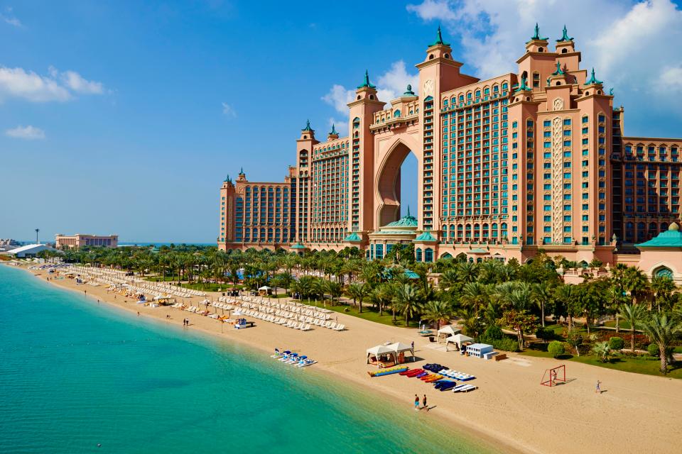  Mr Hashi was staying at the luxurious Palm Jumeirah Hotel and Resort