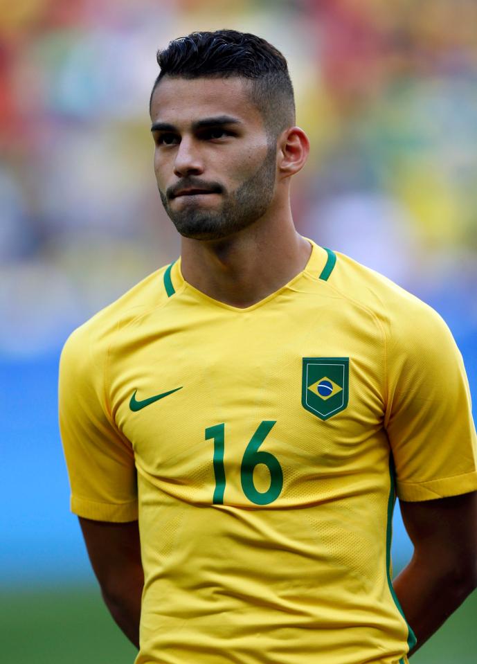  West Ham are looking into the possibility of signing Brazilian midfielder Thiago Maia