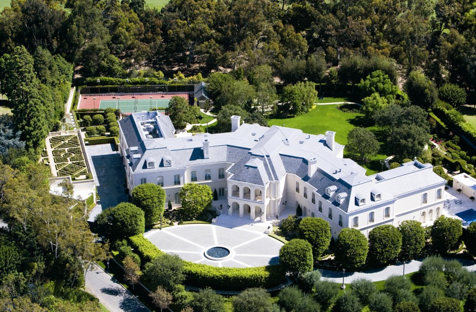 Petra intends to move to her LA mansion – all 57,000ft of it