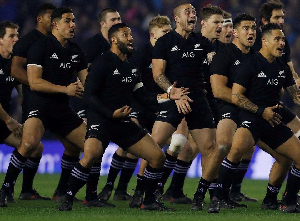 The All Blacks will perform the haka as usual, despite criticism from former prop Kees Meeuws