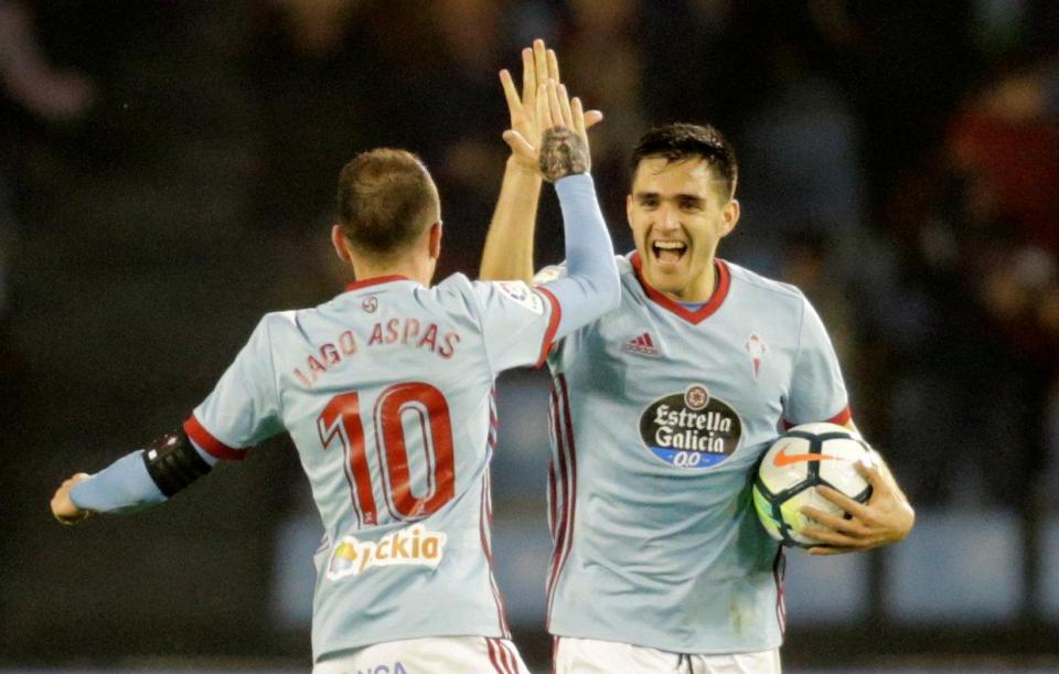  Maxi Gomez has caught the attention of Hammers boss Manuel Pellegrini