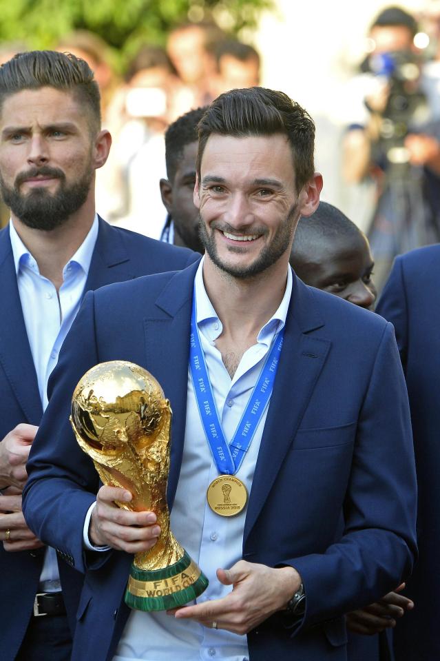  The goalkeeper won the 2018 World Cup with Les Bleus