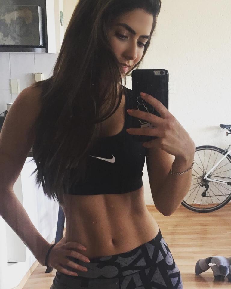  Daniela keeps her Instagram followers up to date on her gym sessions