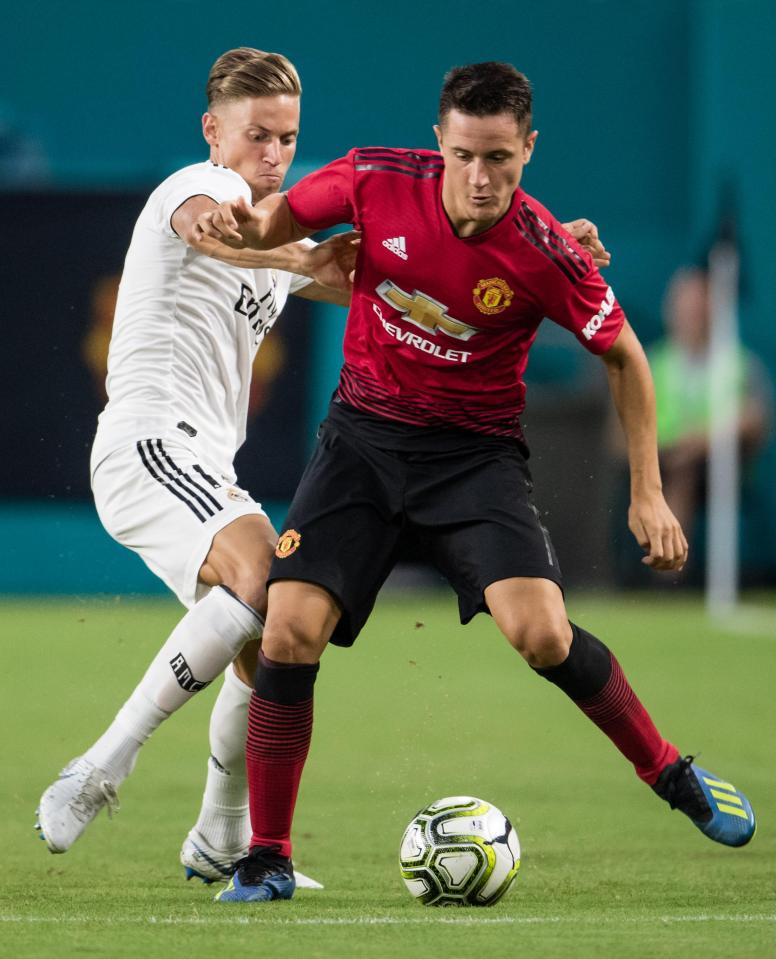  Ander Herrera picked up a knock against Bayern Munich and may miss the Leicester clash