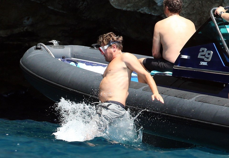 Leo was seen jumping off the side of the boat