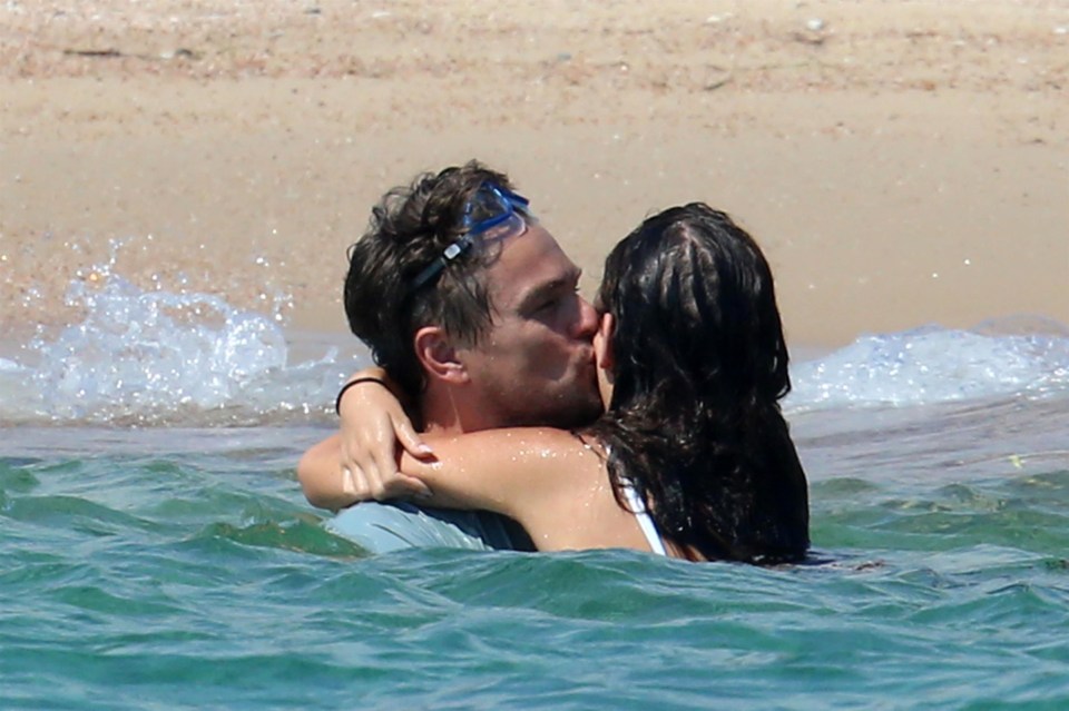 Leonardo DiCaprio kissed girlfriend Camila Morrone in the sea