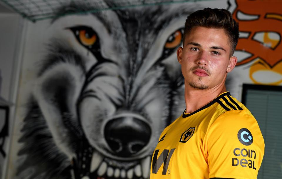  Leander Dendoncker joined on loan on deadline day