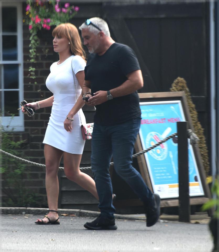  The couple enjoyed a date at a pub in Kent