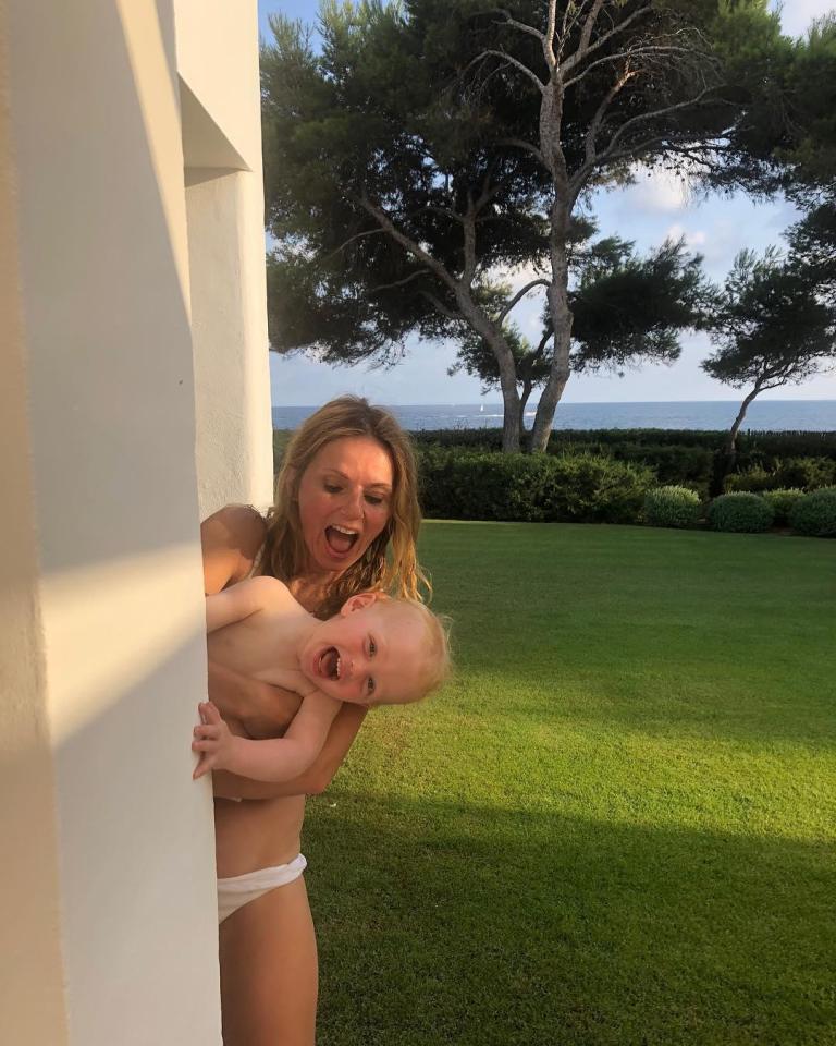  Geri showed off her incredible figure wearing a bikini