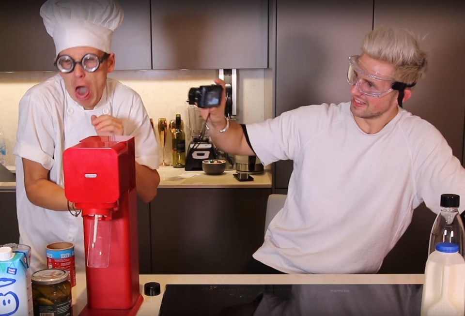 Joe Sugg used a SodaStream, which makes anything carbonated, but used ingredients including MILK and gravy