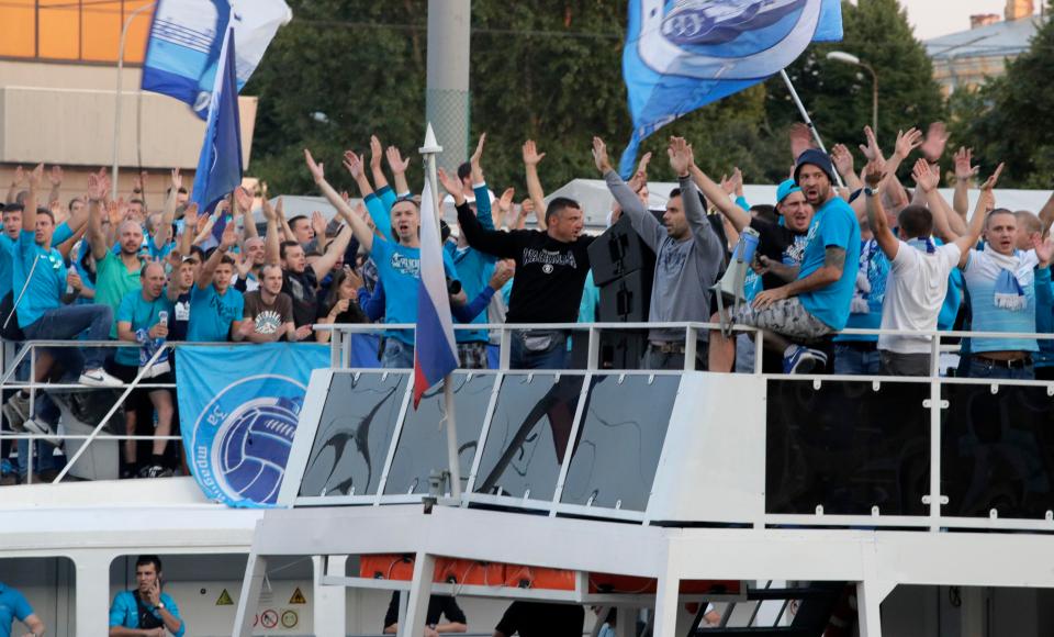  Zenit fans celebrated their amazing comeback on boats outside their ground