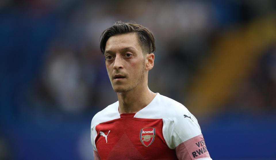  Arsenal boss Unai Emery has told Mesut Ozil to have a greater influence on matches