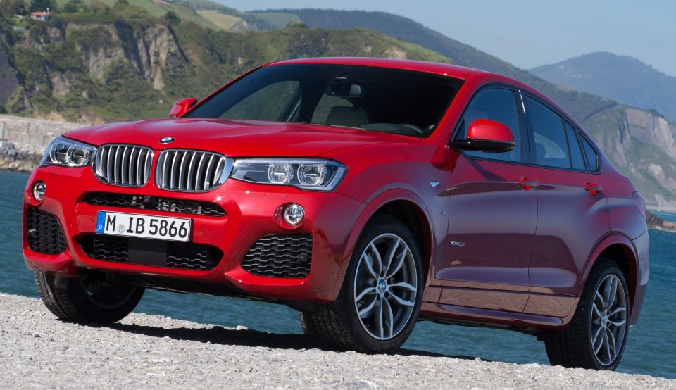  Little brother to the X6, the X4 is equally unattractive - but there's still plenty to love about it