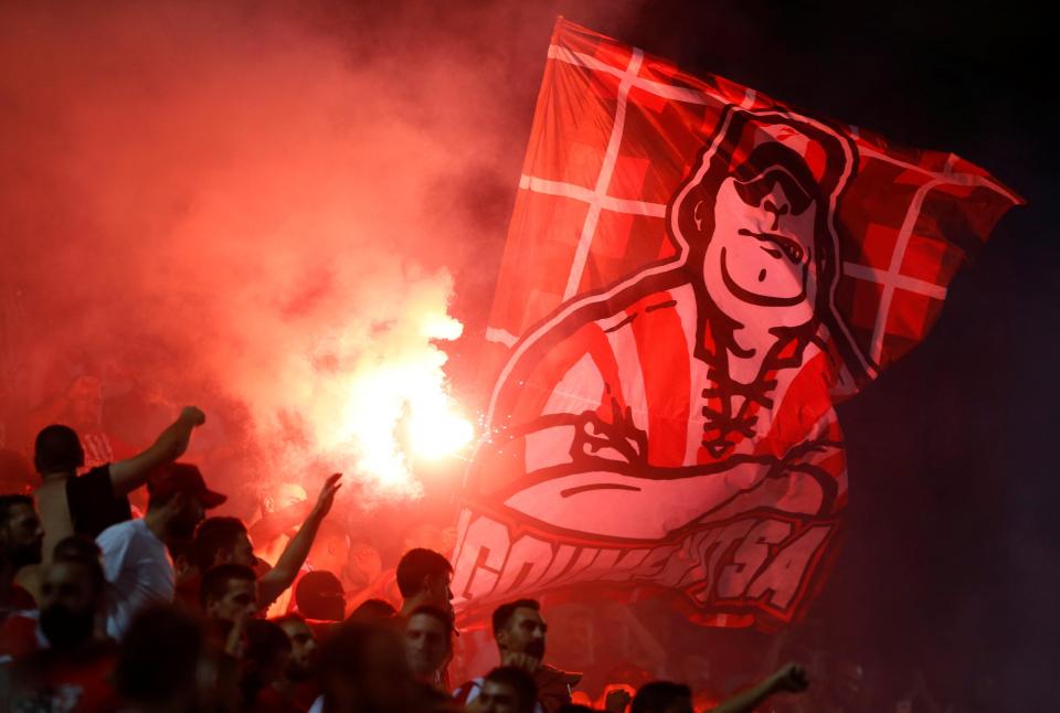  Olympiakos fans created a tense atmosphere against Burnley