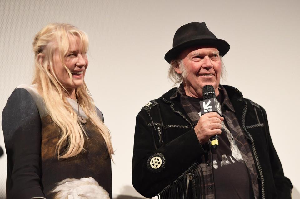  Neil Young and Daryl Hannah have reportedly tied the knot after four years of dating