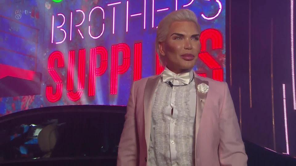  Human Ken Doll Rodrigo Alves looked very dapper