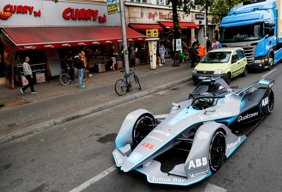  Here is Nico Rosberg driving Gen2 car in the streets of Berlin