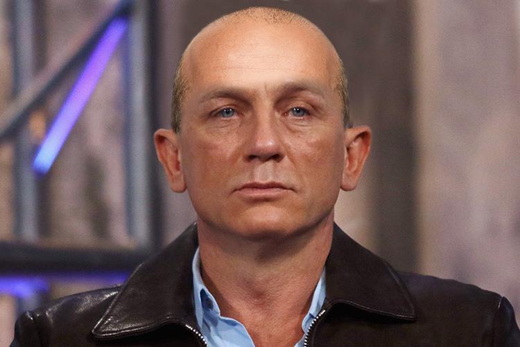  Daniel Craig, aka 007, bears an uncanny resemblance to Putin without his hair