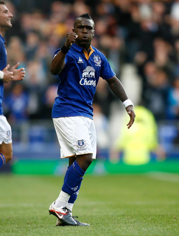  Drenthe was on loan at Everton from Real Madrid in 2011/12