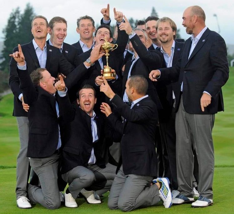 The victorious European team celebrate victory in 2014