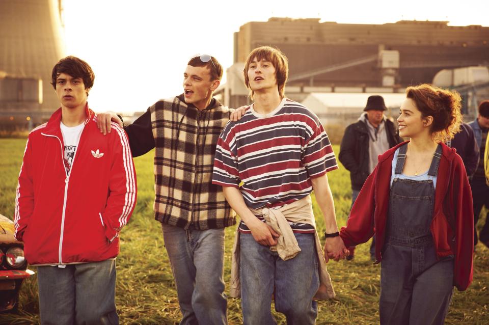  Shameless star Elliott, pictured here second from right, starred in the drama from 2004 to 2013