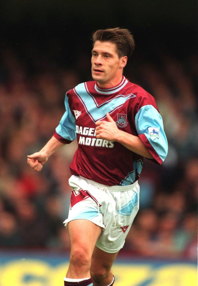  Tony Cottee believes his former club are struggling under the new manager