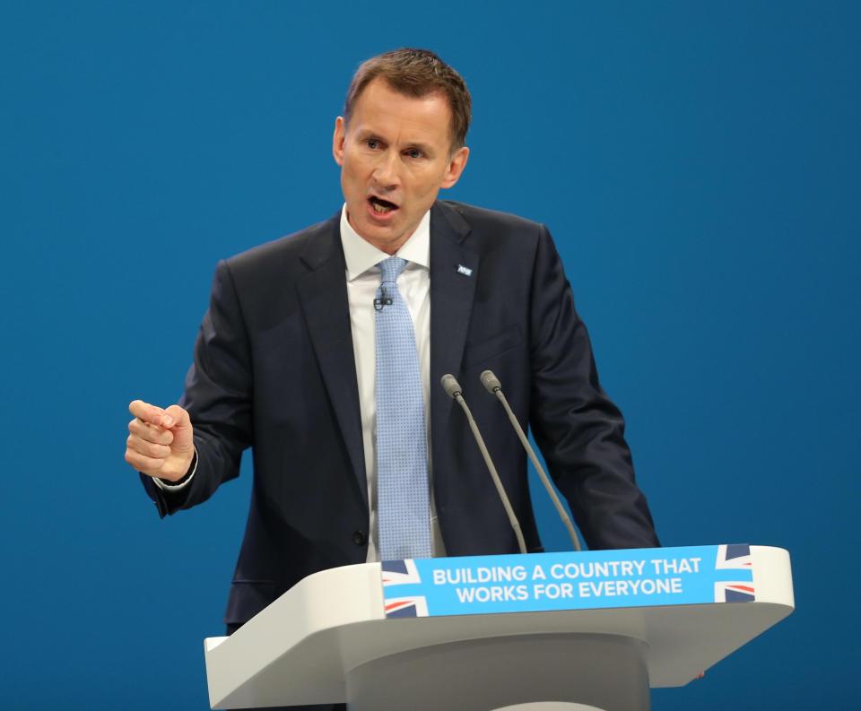  Ex-Remainer Jeremy Hunt's sudden support of Brexit has sparked rumours of a Tory leadership bid