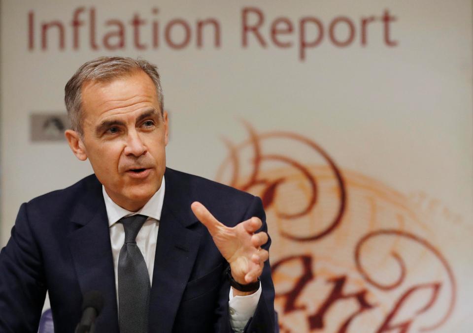  Mark Carney will stay on as Bank of England boss for another year