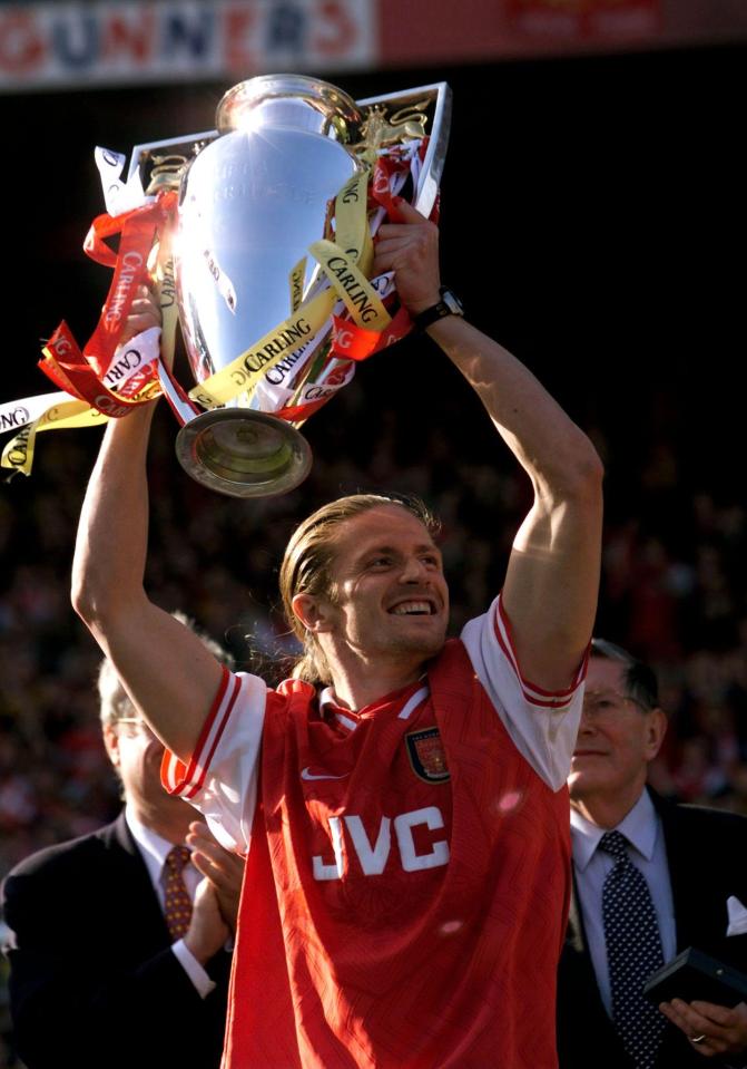  Emmanuel Petit had a successful time at Arsenal, but doesn't believe the current squad will win anything unless they sort out their defence