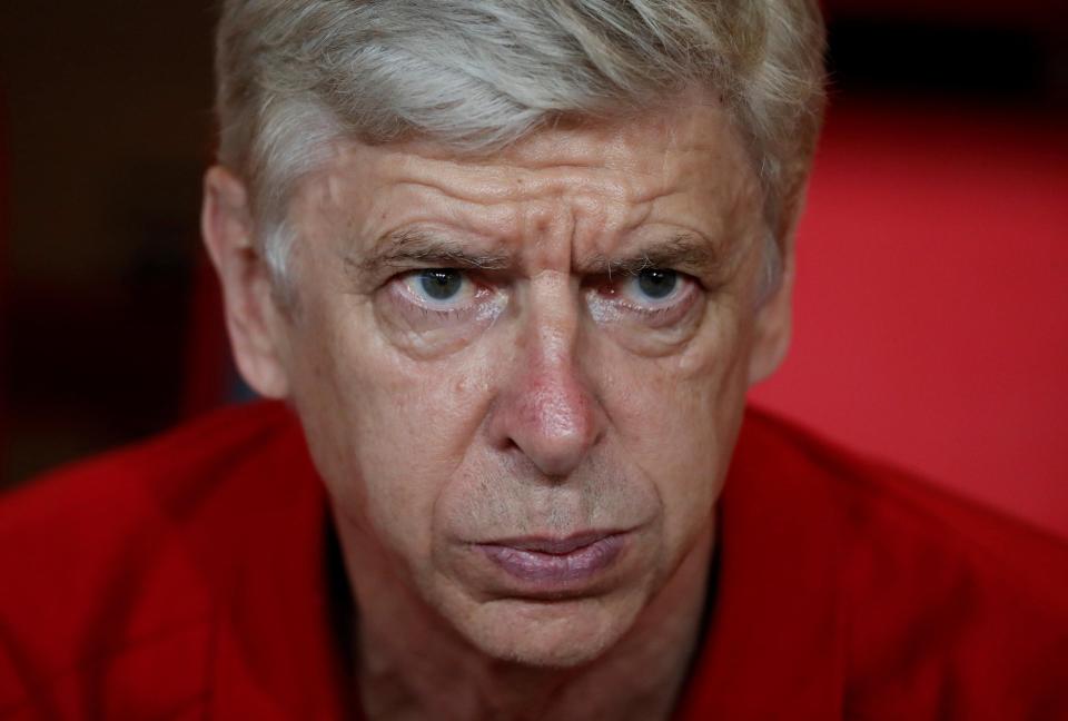  Arsene Wenger missed out on a world-class defender