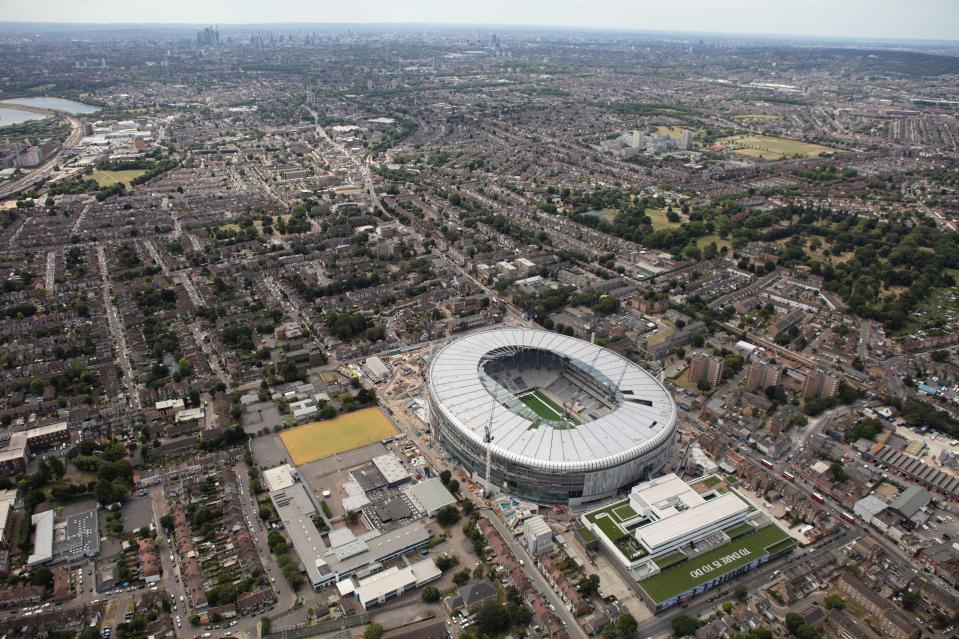  Spurs' state-of-the-art new home has bit hit by delays