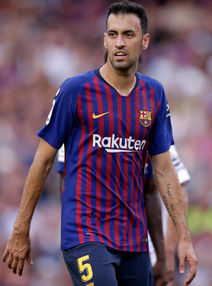  Barcelona will reportedly hand star midfielder Sergio Busquets a new deal