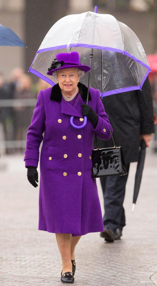  The Queen also has the same umbrella in bright purple...