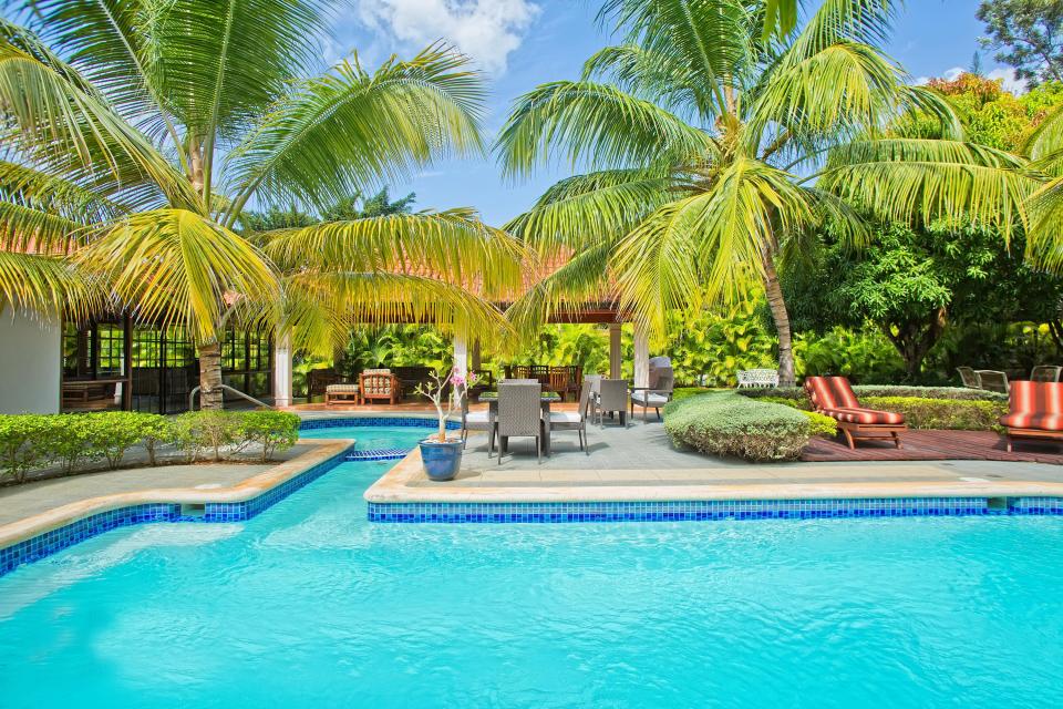  Choose celeb favourite hotel Casa De Campo Resort instead of choosing which Caribbean island to go to