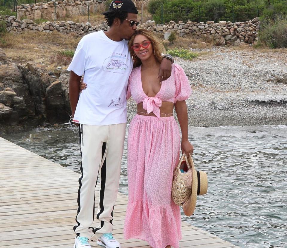  Beyonce posted romantic birthday pics with Jay Z in Sardinia Italy on her Instagram