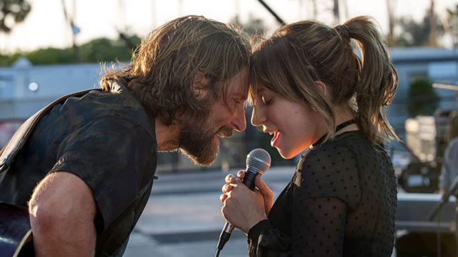  Lady Gaga and Bradley star in A Star is Born