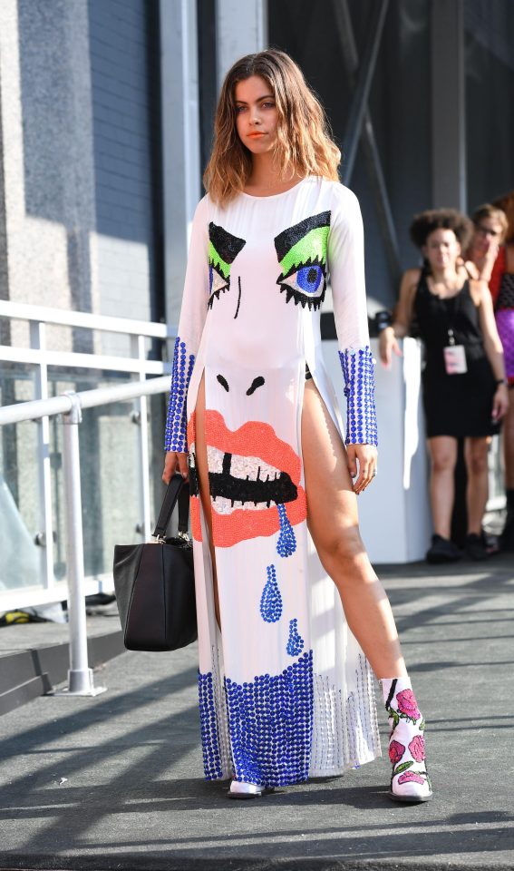  This street style frock would certainly turn heads