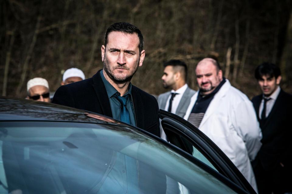  Will Mellor in No Offence