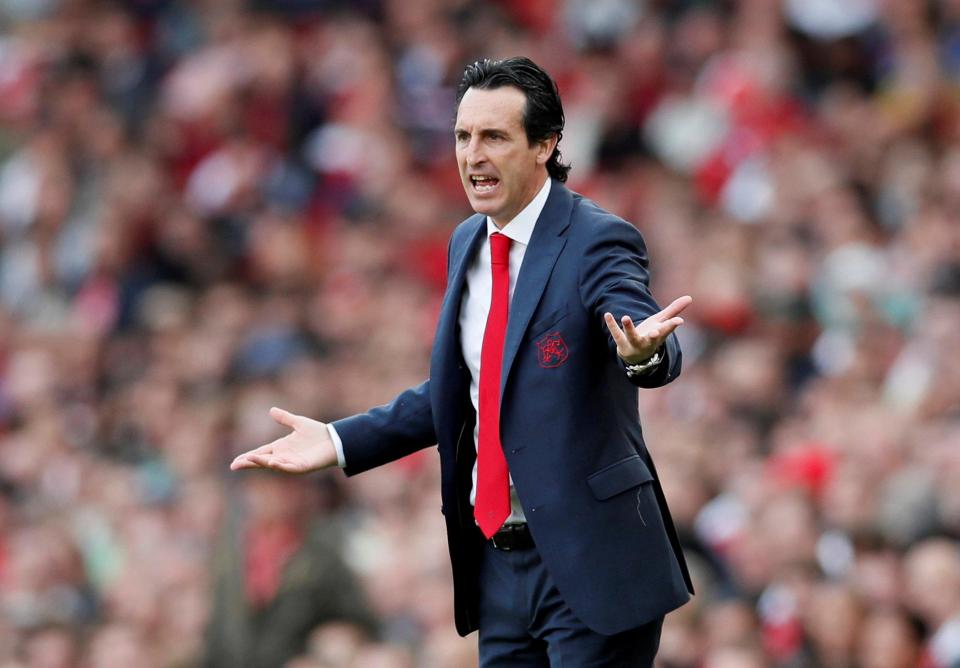  Winterburn believes Unai Emery's men will miss out on the top four