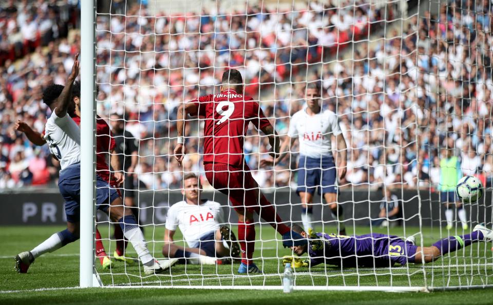  Michel Vorm failed to grasp the ball as Bobby Firmino made it two