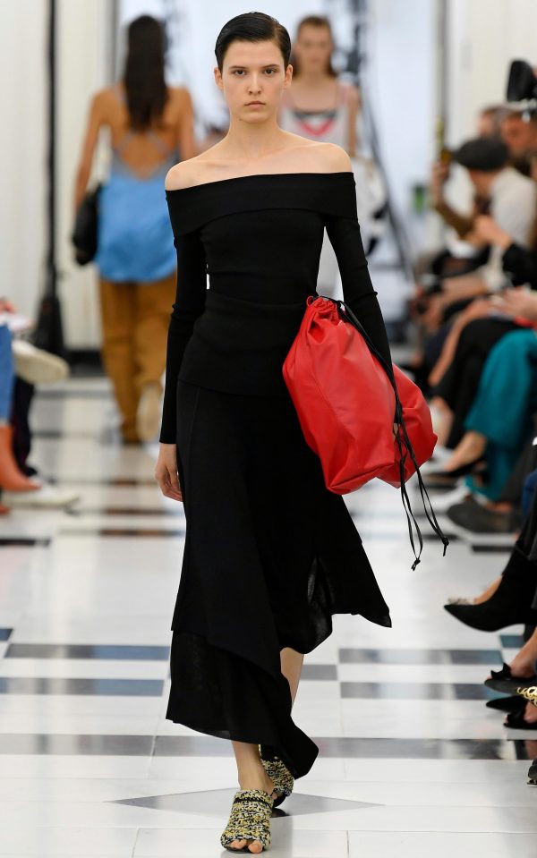  Victoria Beckham also showcased handbags which allow shoppers to carry around the contents of the kitchen sink... #thedream