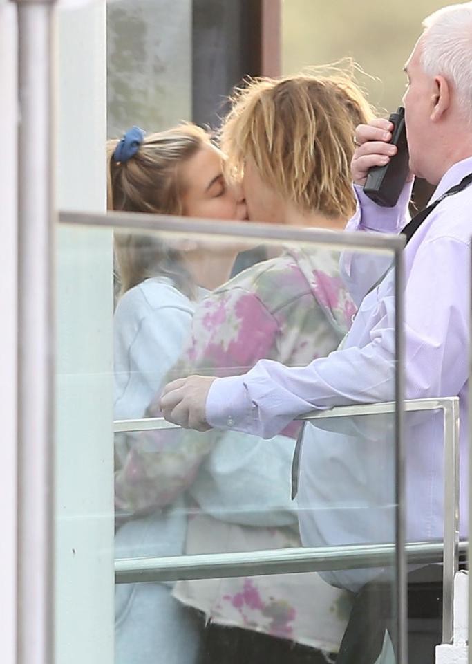  The couple indulged in numerous kisses in the queue