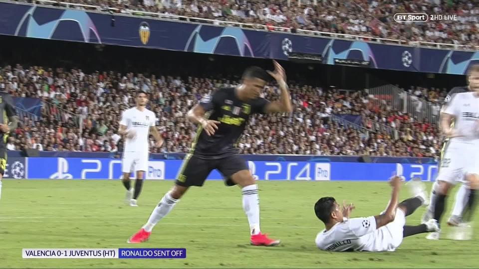  Ronaldo was judged to have grabbed at Jeison Murillo's hair