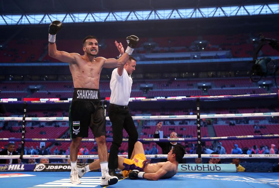  Welterweight Giyasov beat Julio Laguna by stopping him in the fifth round