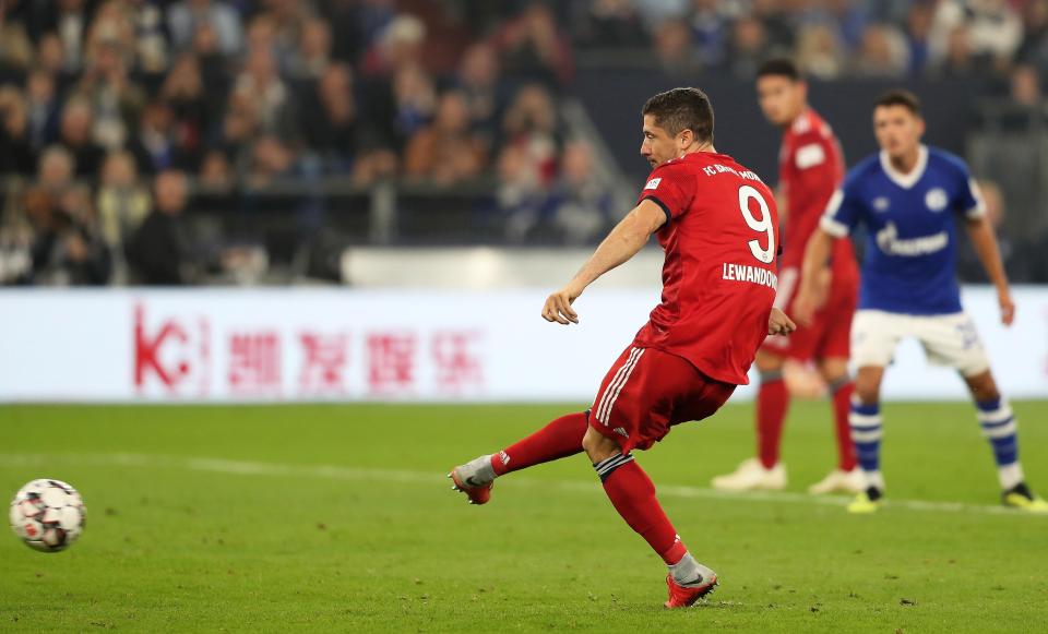  Robert Lewandowski added a second from the penalty spot