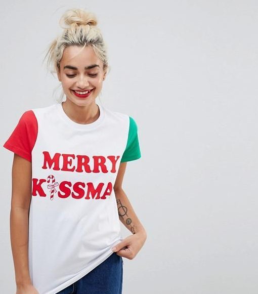  Who needs mistletoe with this T-shirt