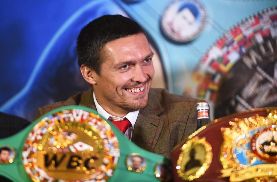  Oleksandr Usyk holds the IBF, WBA, WBO and WBC straps