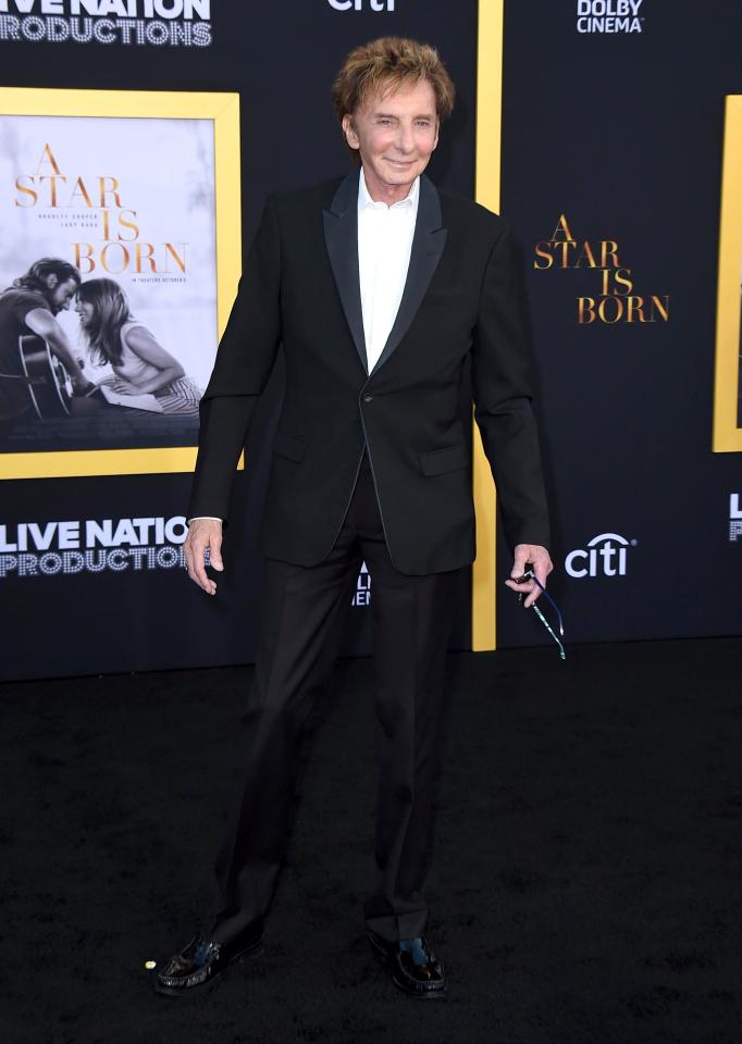 Barry Manilow, 75, also made an appearance in a classic suit