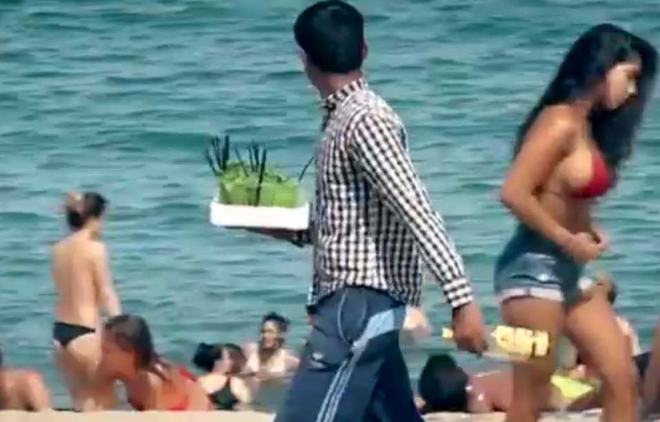  The cocktail vendors are said to be migrants who target beach goers